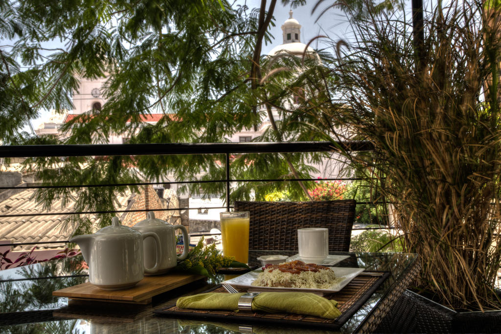 Casa de Leda, a Kali Hotel Santa Marta  Luaran gambar Breakfast at the hotel